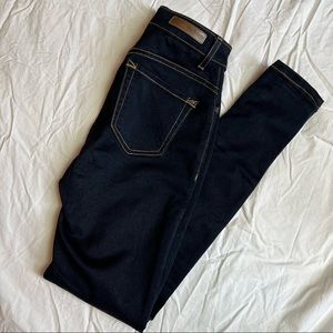 Wallflower Jeans Size 3